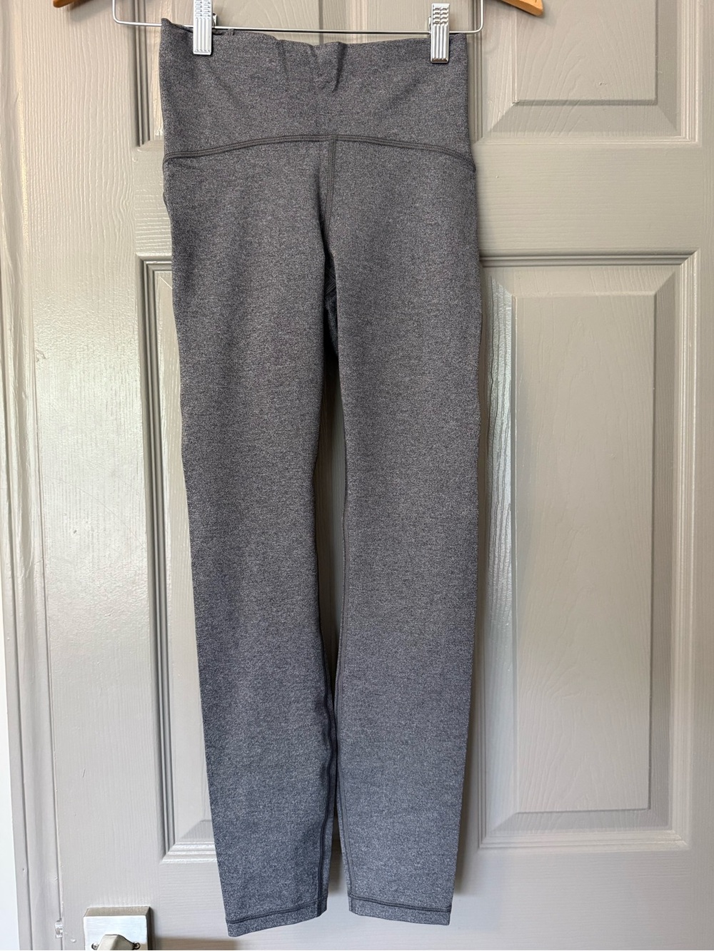 Gray Lululemon Wunder Under Leggings, Size 4
